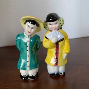 Vintage Asian Salt and Pepper Shaker Set Japan